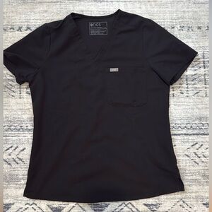 FIGS Catarina One-Pocket Scrub Top